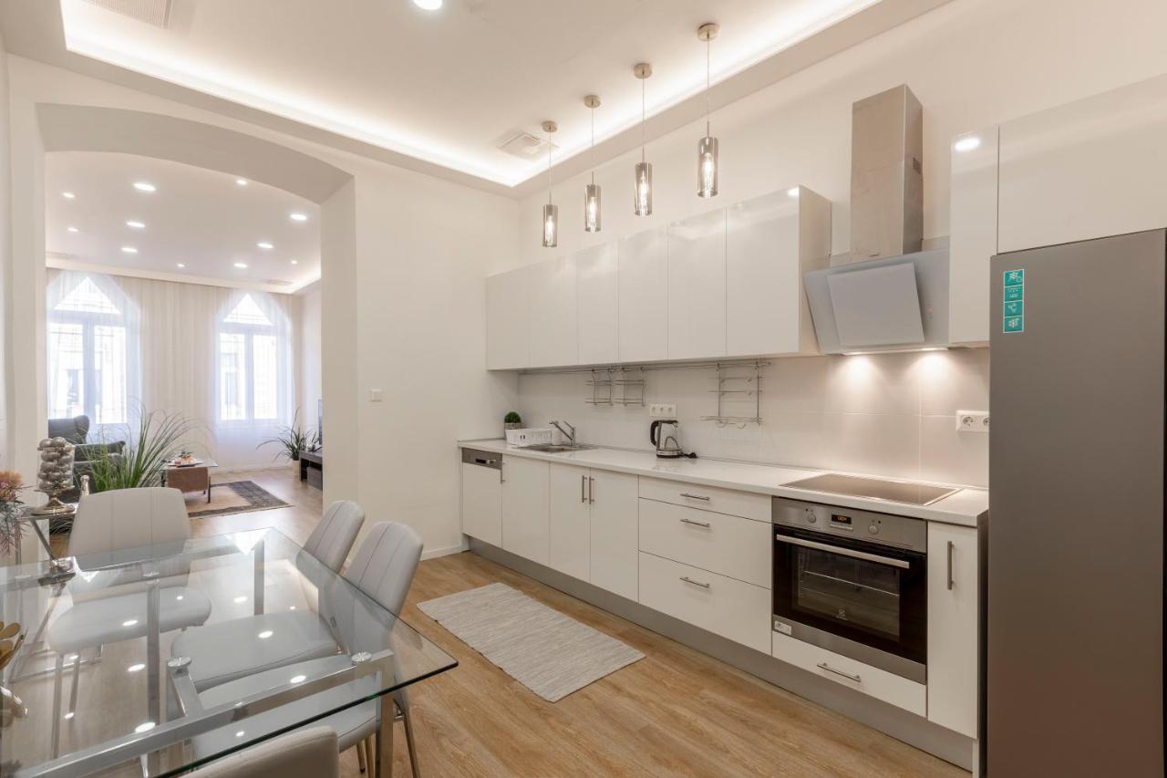 Exclusive Csengery Residence In The Heart Of Budapest Extérieur photo